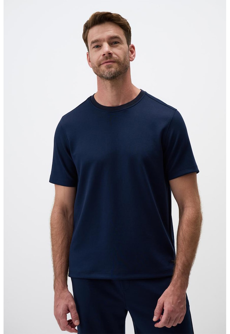 Tricou din amestec de modal cu decolteu la baza gatului