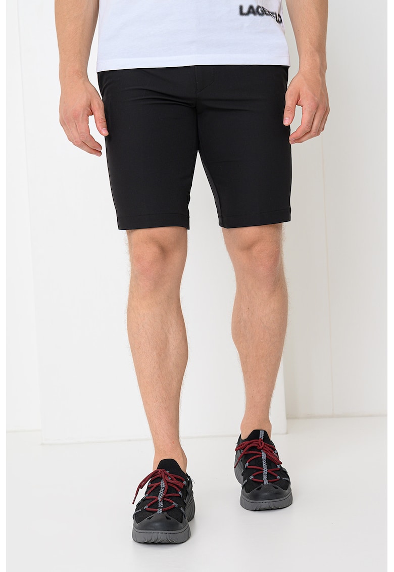 Pantaloni scurti slim fit cu buzunare oblice - Negru