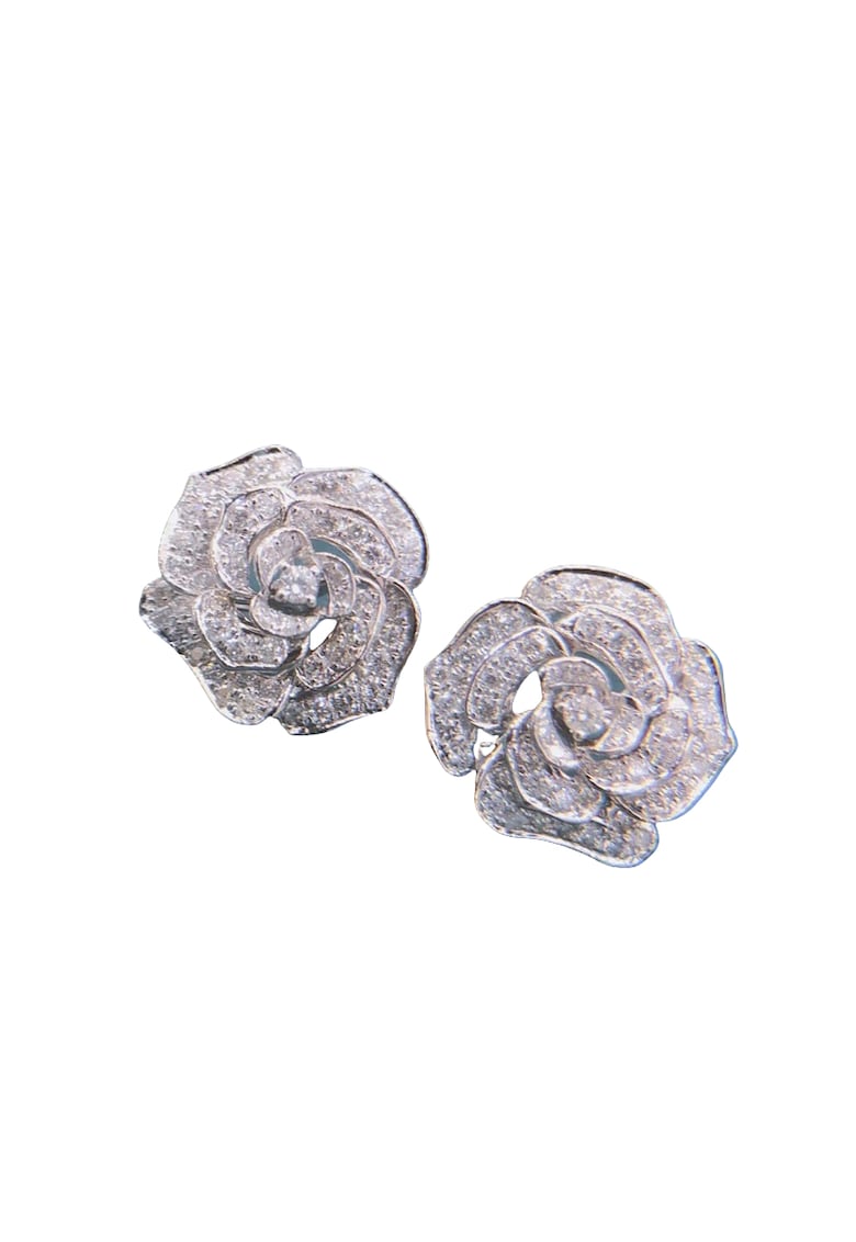 Cercei argintii -  forma de trandafir - cu pietre din zirconiu - 1.5 cm - Nikka C13