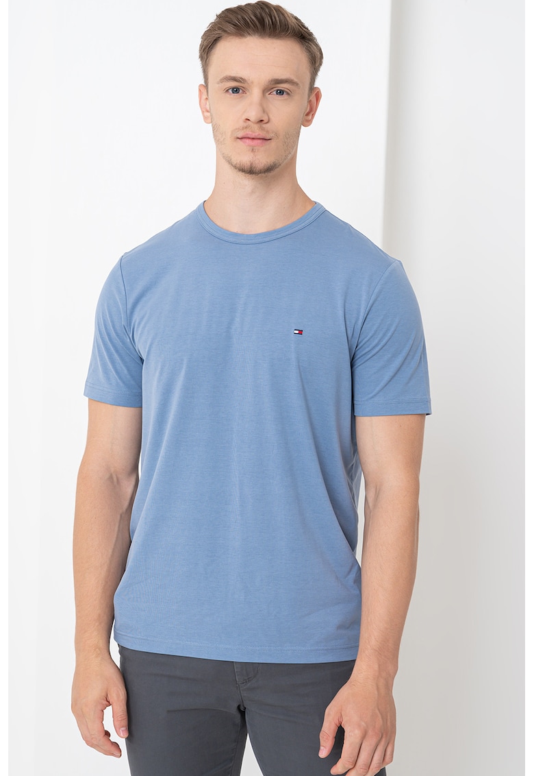 Tricou cu decolteu la baza gatului si logo discret - Albastru lavanda