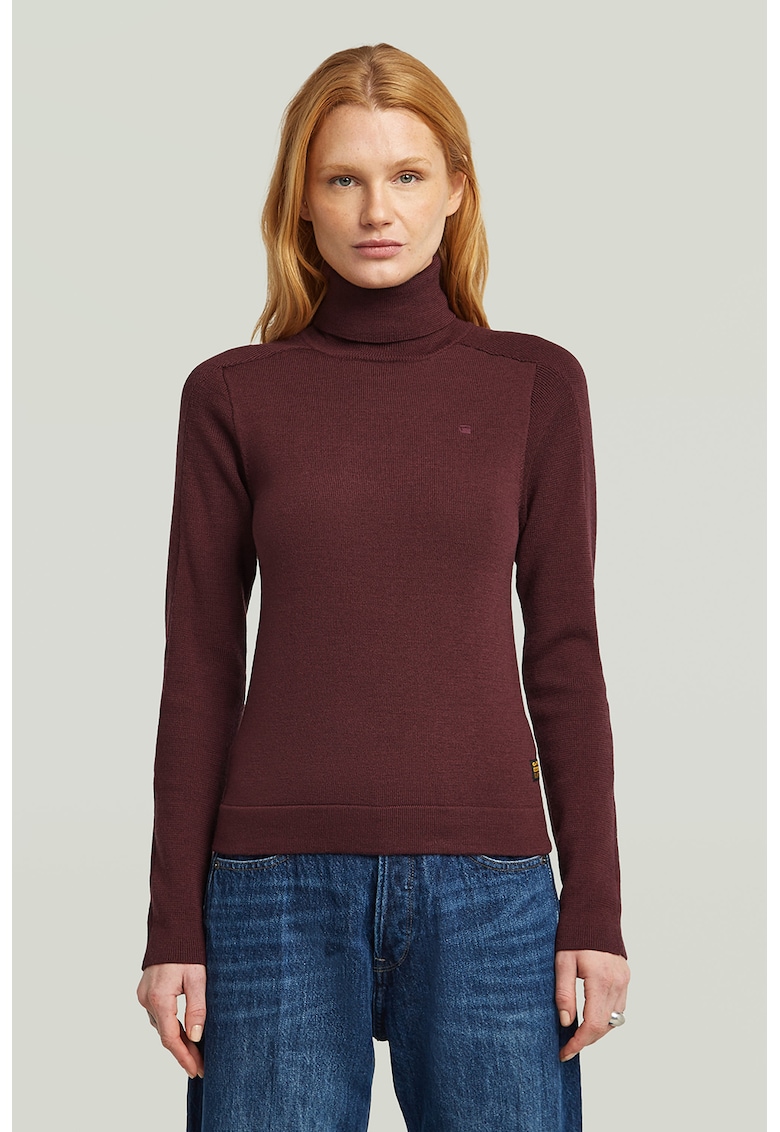 Pulover slim fit din lana cu guler inalt - Visiniu