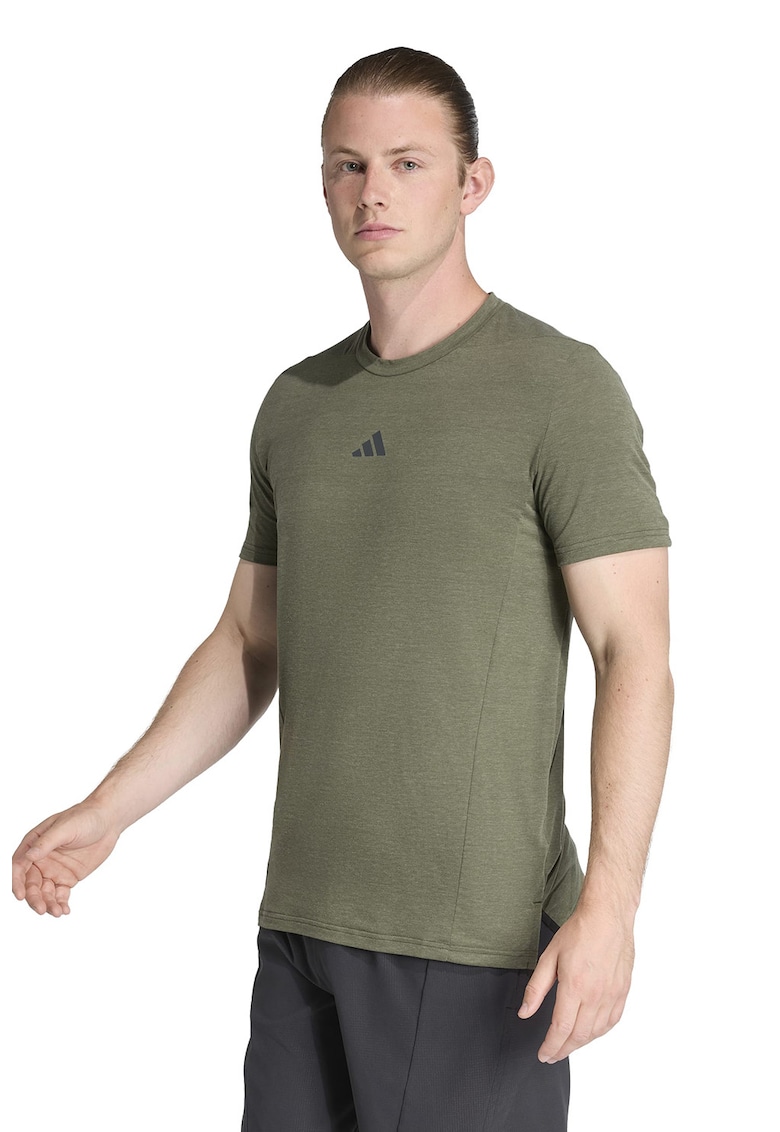 Tricou slim fit pentru fitness D4T - Negru stins/Kaki inchis