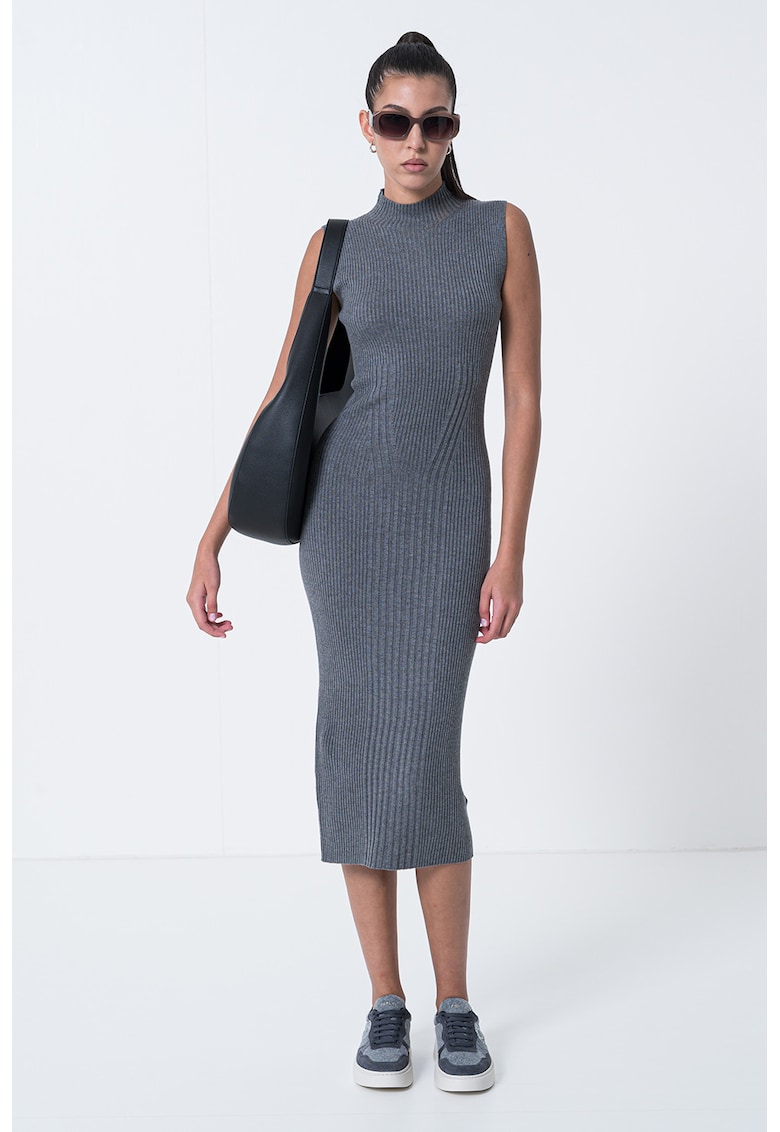 Rochie cambrata din amestec de casmir si matase cu guler inalt - Gri
