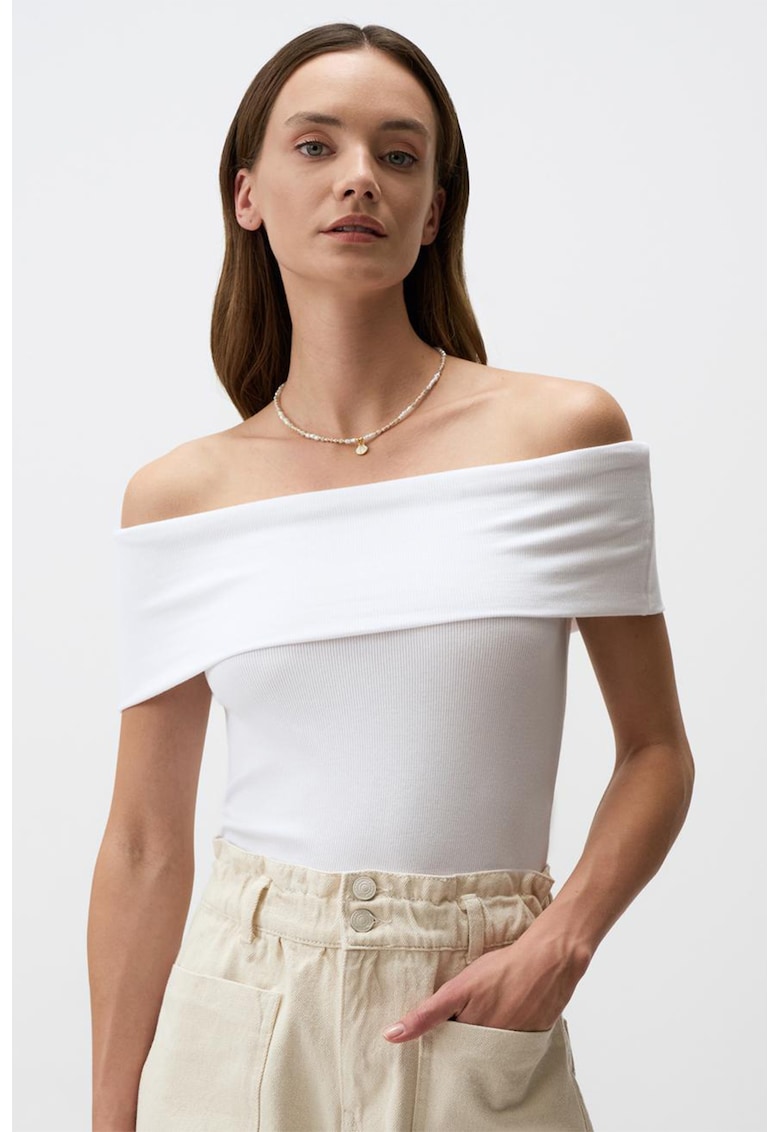 Bluza slim fit cu decolteu pe umeri - Alb
