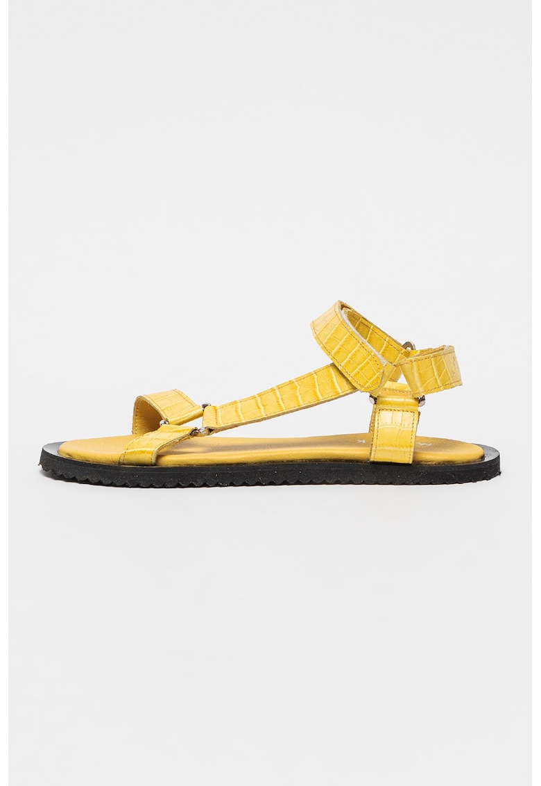 Sandale de piele cu model piele de reptila - Galben sofran