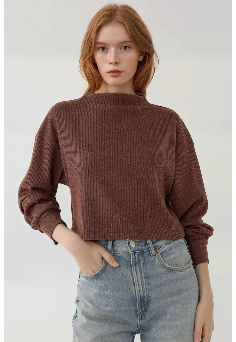 Bluza dama  texturata - decolteu tip barca - maro - jerseu poliester