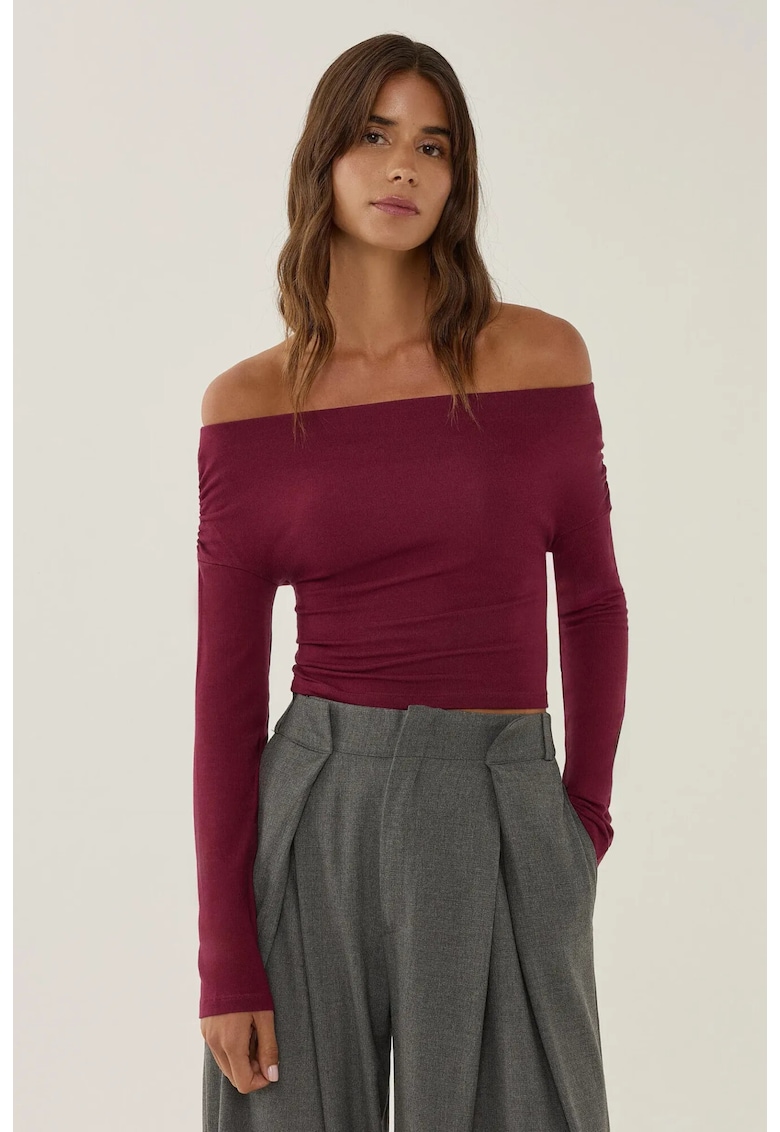 Bluza dama -  cu guler Carmen - umeri goi - rosu - viscoza