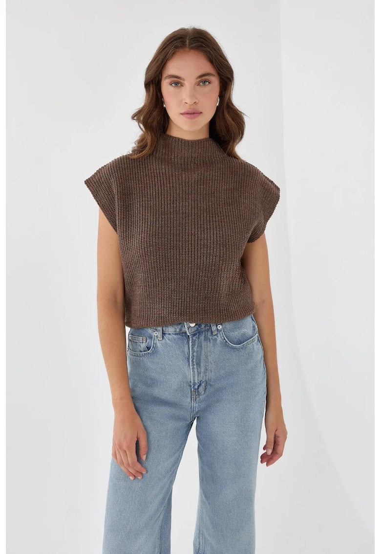 Pulover tricotat -  guler inalt - confortabil - maro - acril
