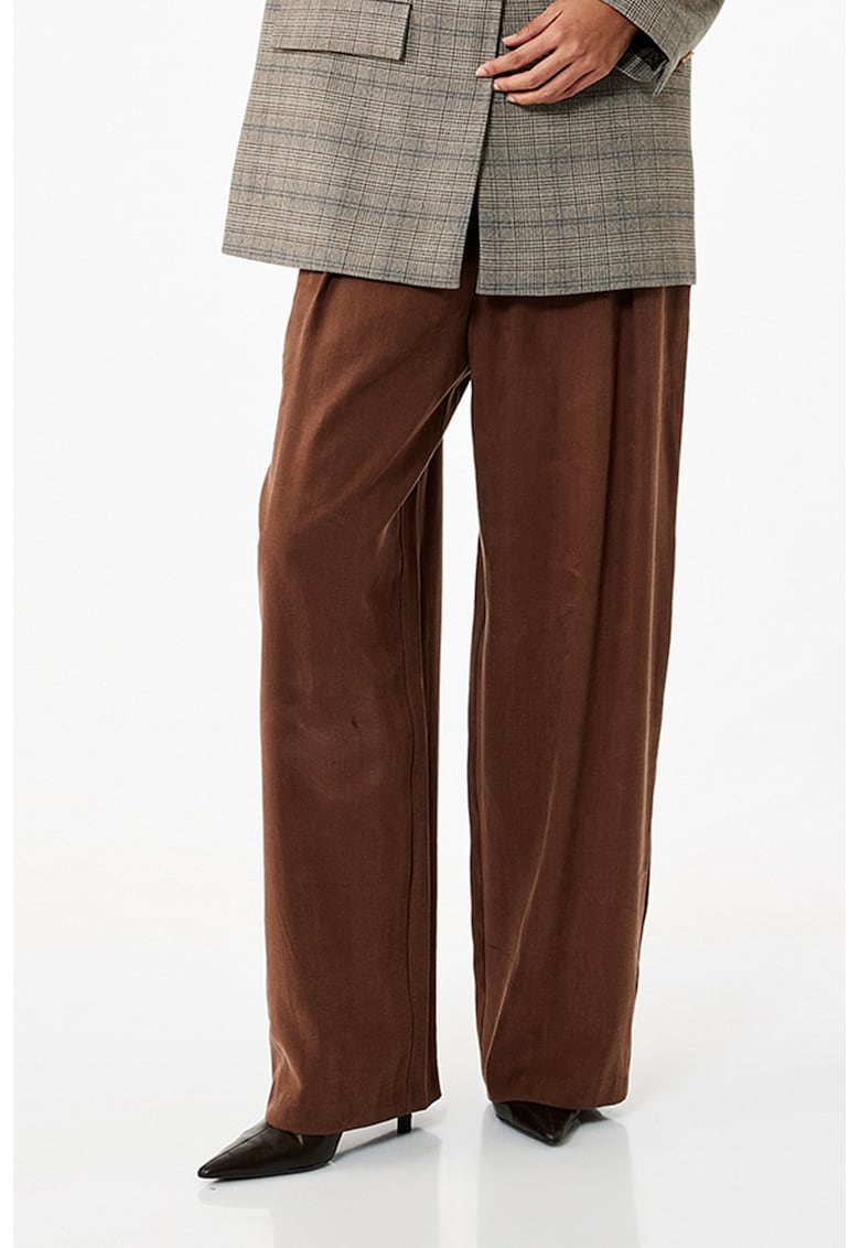Pantaloni ampli cu pliuri - Maro scortisoara