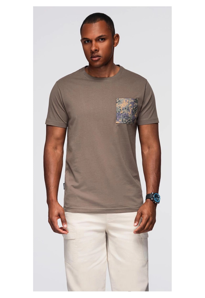 Tricou din bumbac cu buzunar imprimat  OM-TSPT-0227 - Verde inchis