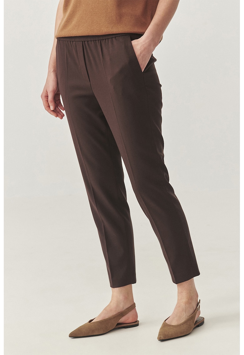 Pantaloni crop conici cu talie elastica - Maro