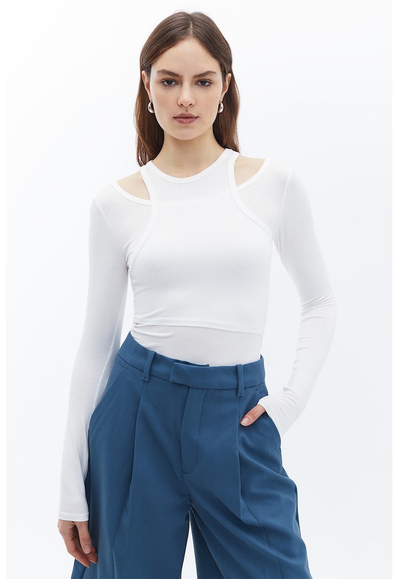 Bluza uni cu decolteu la baza gatului - Alb