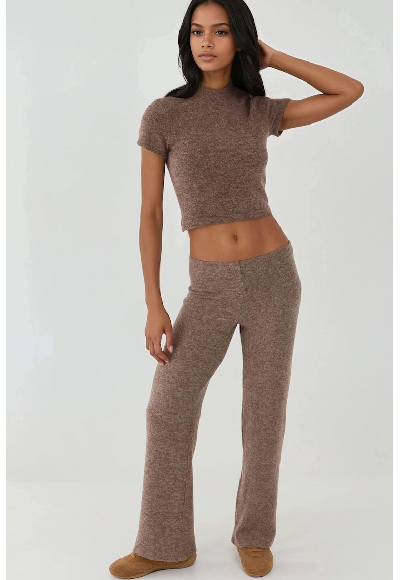 Pantaloni dama -  tricotati - talie inalta - culoare maro - material tricotat