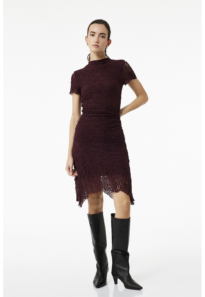 Rochie texturata cu terminatie asimetrica - Visiniu