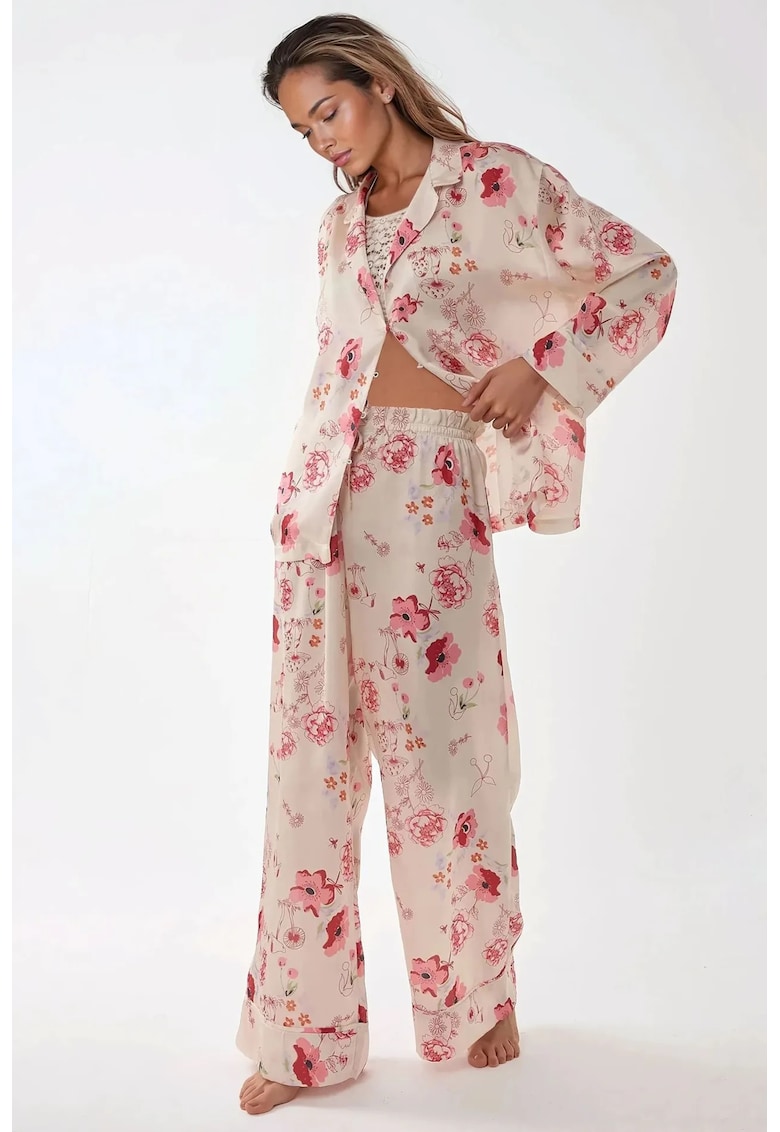 Oferte la Set pijama dama -  satin imprimat - croiala lejera - multicolor