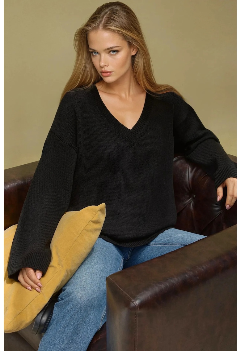 Pulover dama -  gros - decolteu in V - negru - tricot