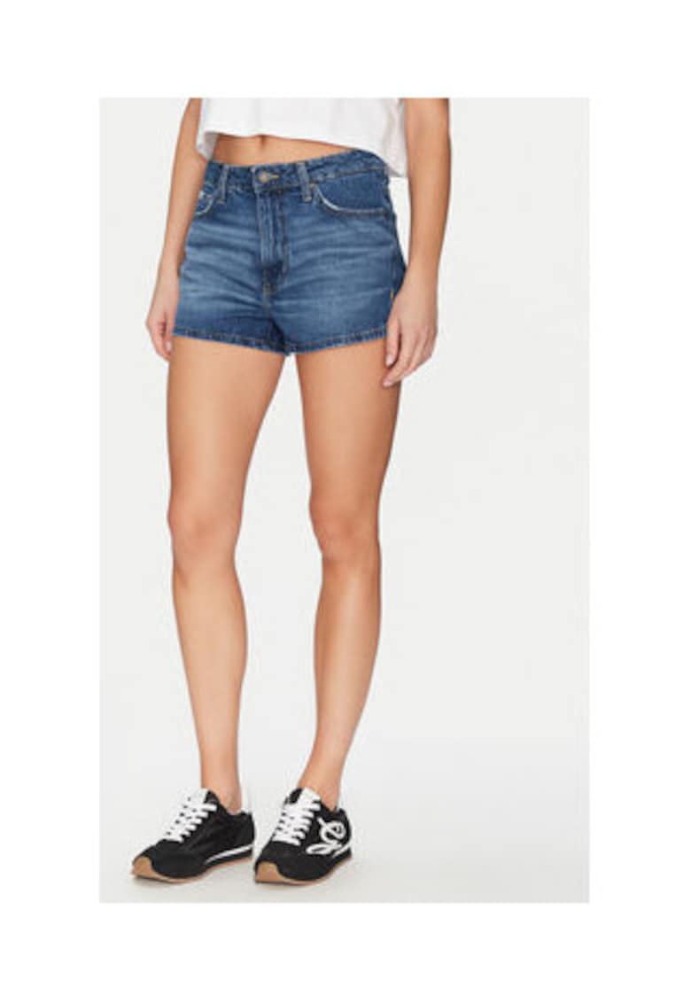 Oferte la Pantaloni scurti din denim slim fit