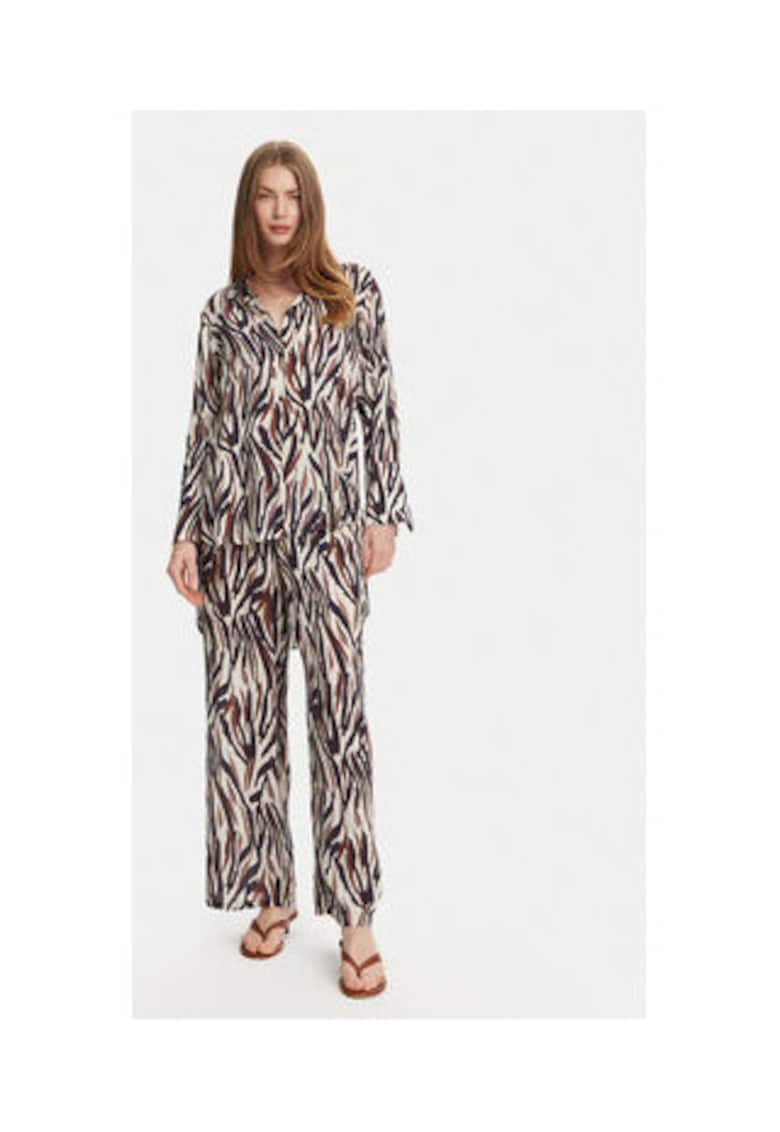 Costum dama -  BL676 C94 - 100% Vascoza - Maro -