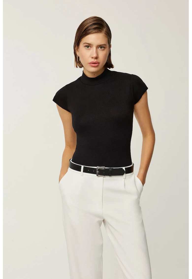 Bluza dama -  maneca scurta - guler inalt - negru - tricot